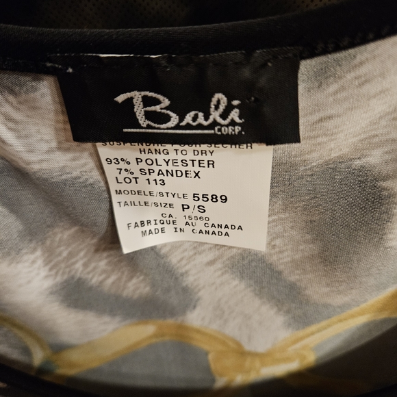 Bali Women's Top with Blue Floral and Animal Print - Picture 4 of 4